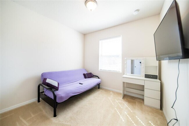 Building Photo - 980 Lakefront Village Dr