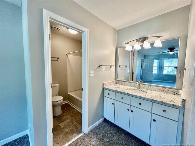 Building Photo - 5767 Pepperbush Dr