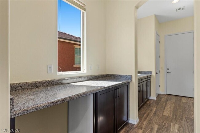 Building Photo - 1322 Serenity Ridge Ct