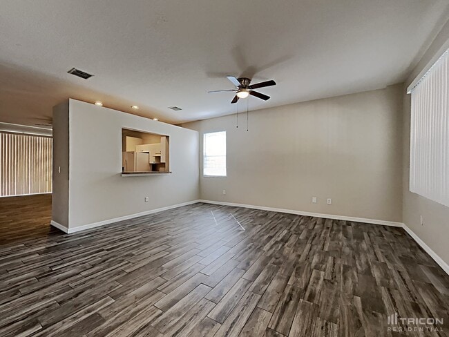 Building Photo - 6705 Cambridge Park Dr