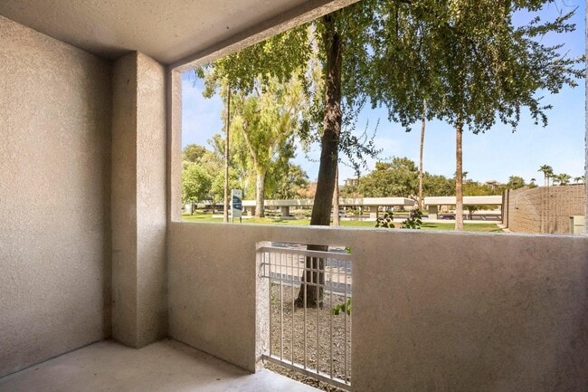 Building Photo - 4644 N 22nd St