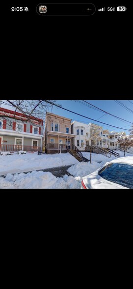 Building Photo - 452 Hudson Ave