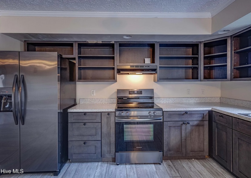 Building Photo - 1707 Frank Ave