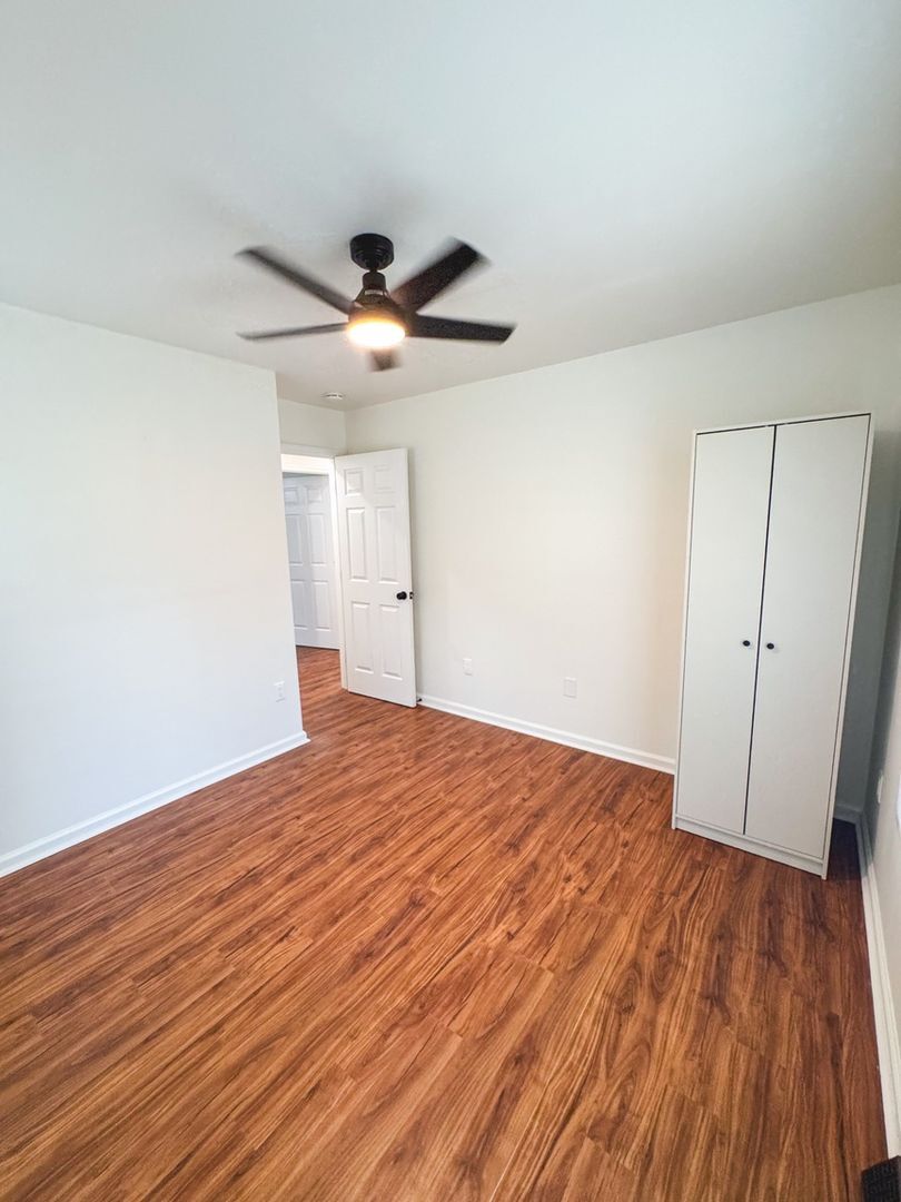 Building Photo - 2801 Wedgefield Dr
