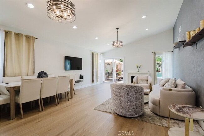 Building Photo - 23128 Calvello Dr