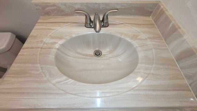 Building Photo - Convienently Located In Mira Masa