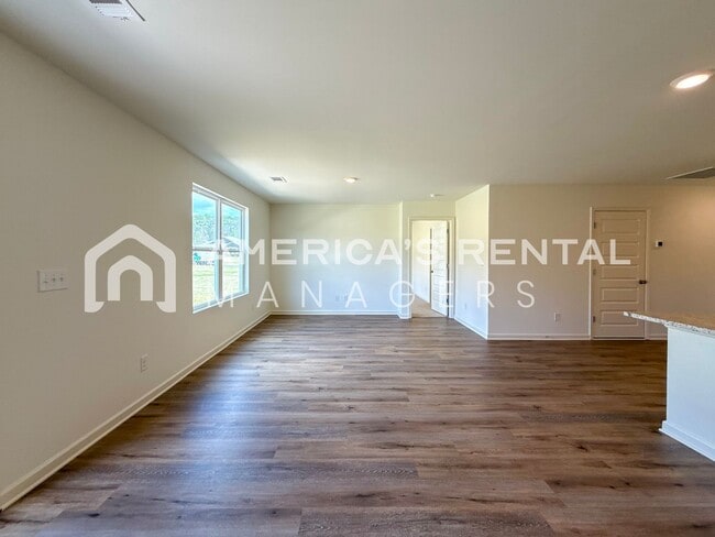 Building Photo - Spacious & Modern 4-Bedroom, with Blinds Included!! Retreat in Magnolia Hills - Pet-Friendly! Ava...