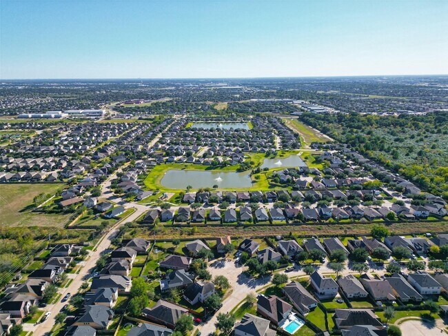 Building Photo - 21623 Mid Peak Way