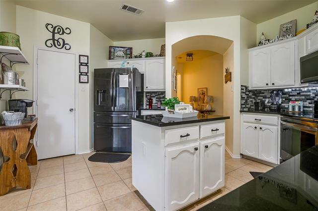 Building Photo - 909 Hunter Ln