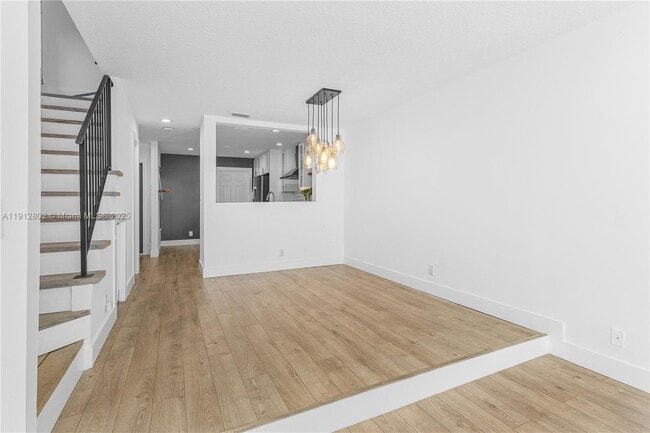 Building Photo - 1616 NE 5th St