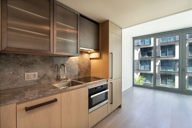 Building Photo - New Koula STUDIO