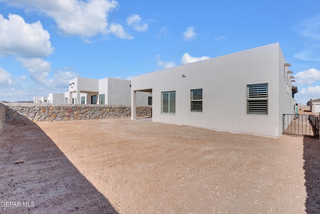 Building Photo - 15148 Destination