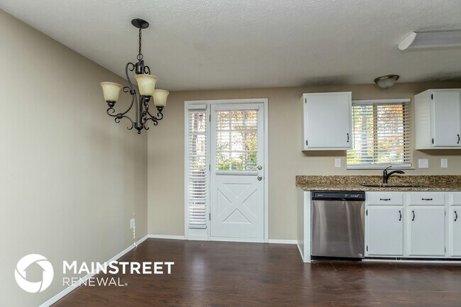 Building Photo - 4815 White Oak Trail