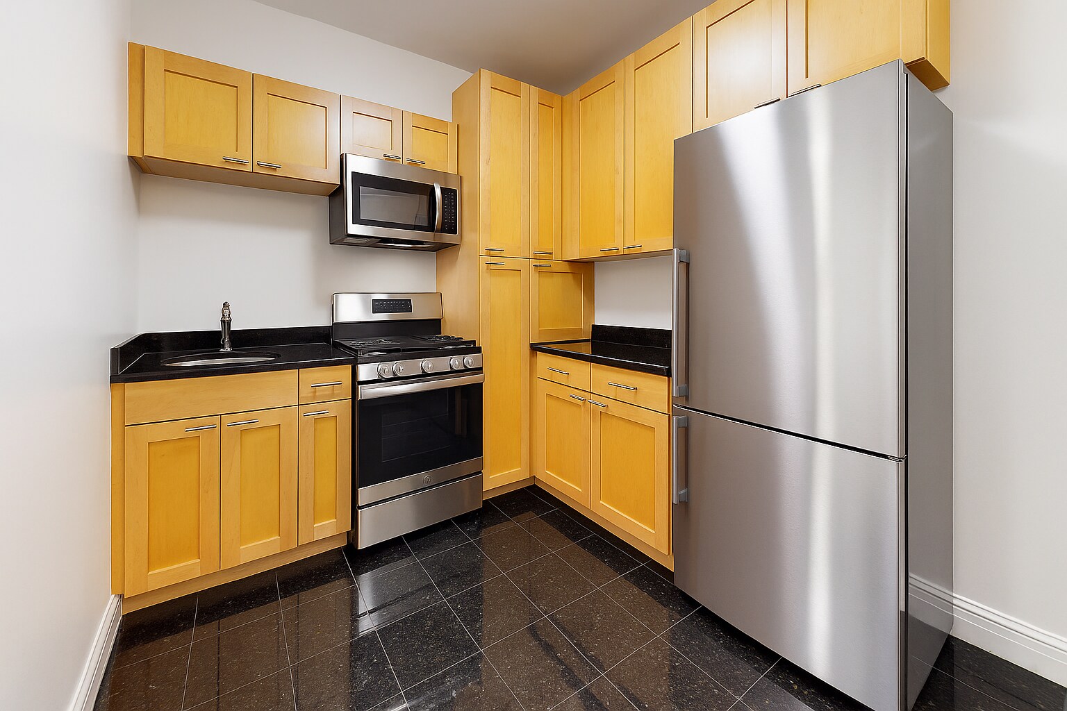 Building Photo - 317 E 53rd St