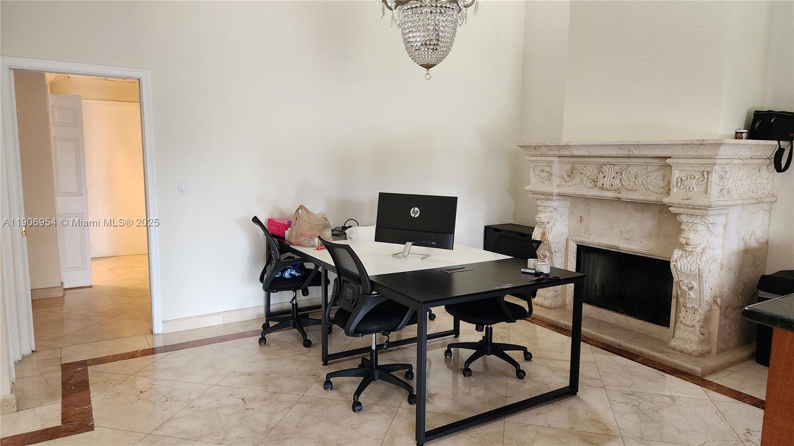 Building Photo - 718 Deer Creek Via Verona