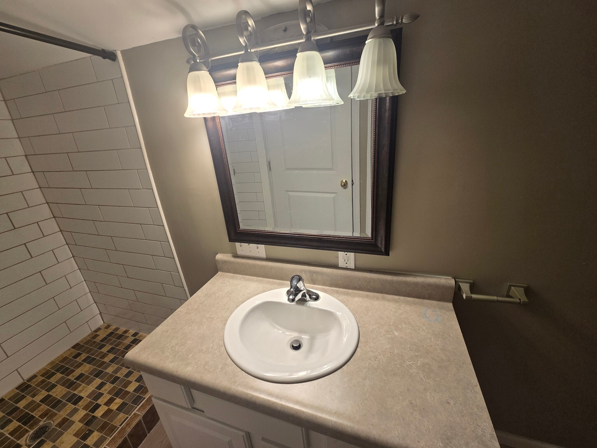 Building Photo - 311 Fountain St