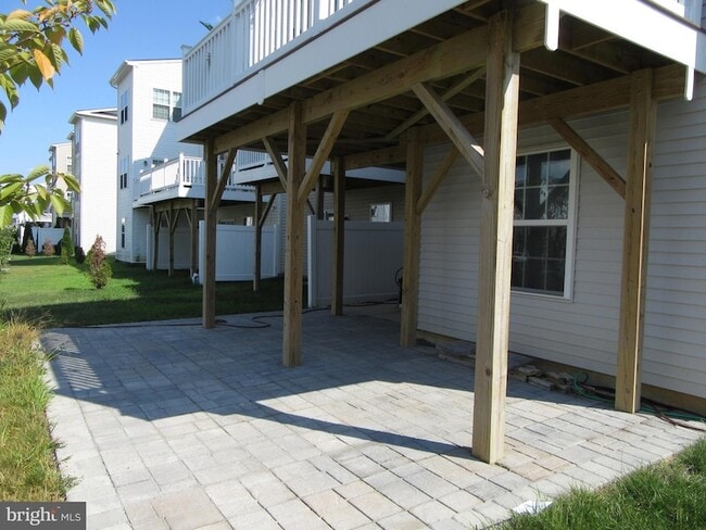 Building Photo - 544 Liam Pl