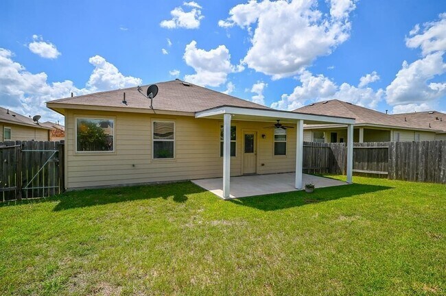 Building Photo - 5502 Floral Valley Ln