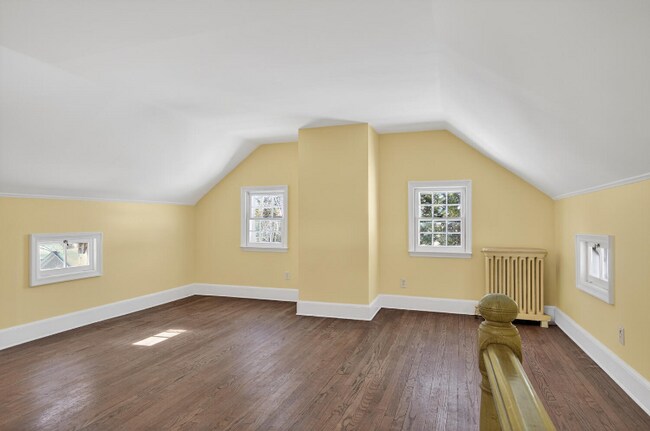 Building Photo - 333 Park Ave