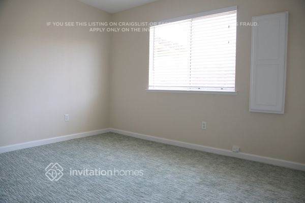 Building Photo - 2116 Viera Ave