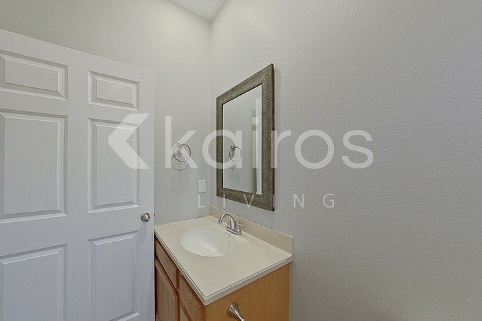 Building Photo - 10103 W 20th St