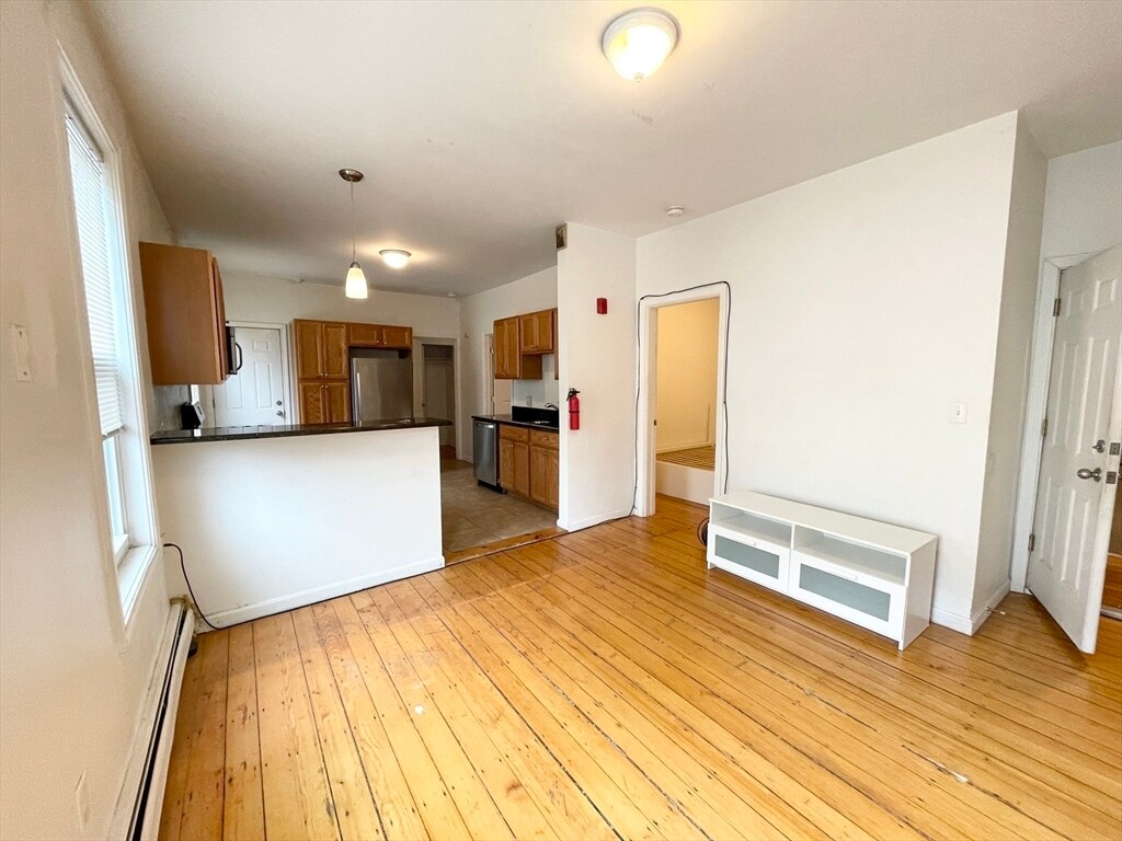 Building Photo - 52 Delle Ave