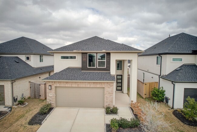 Building Photo - 21818 Fitzroy Mnr Ln