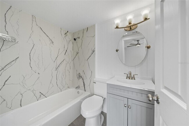 Building Photo - 4015 Bayshore Blvd