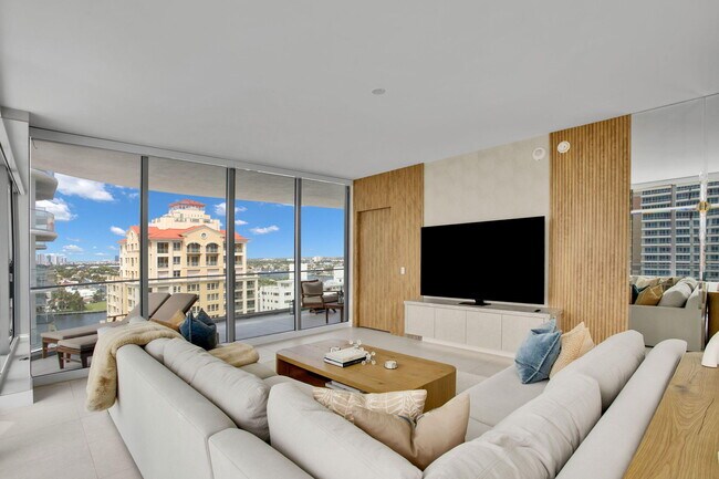 Building Photo - 151 N Seabreeze Blvd