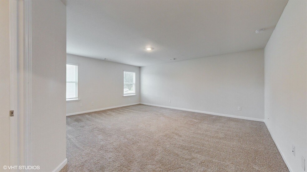 Building Photo - 3302 Bridgewood Dr