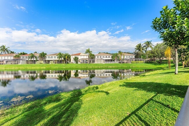 Building Photo - 2109 Tarpon Lake Way