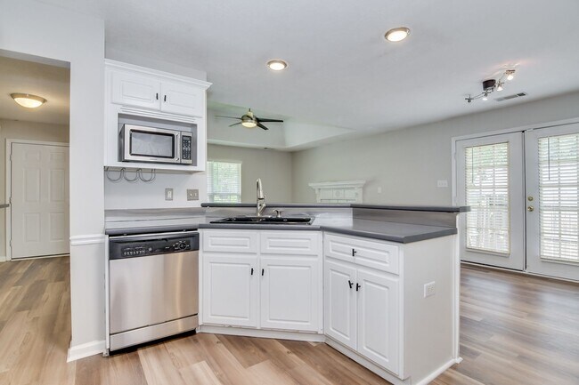 Building Photo - Great Ranch Near Augusta National!