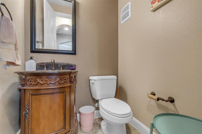 Building Photo - 10314 Radcliff Lake Dr
