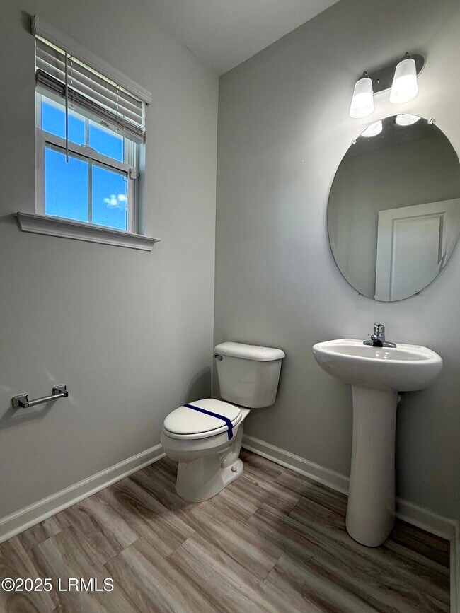 Building Photo - 1069 S Innovation Dr