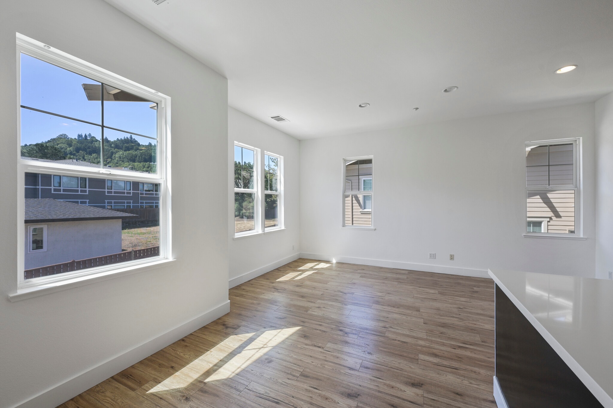 Building Photo - 12 Merrydale Ct
