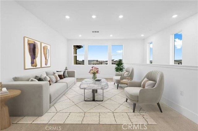 Building Photo - 258 Sora