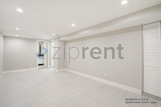 Building Photo - 54 Marston Ave