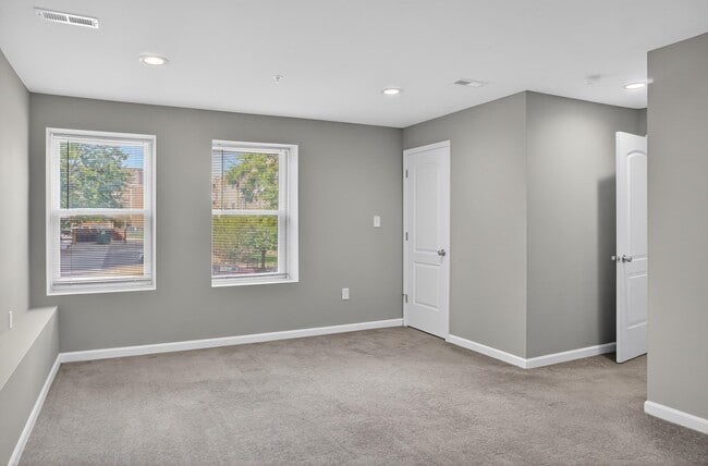 Building Photo - 2917 13th St NW
