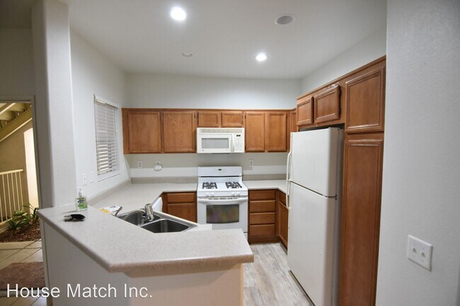 Building Photo - 26396 Arboretum Way