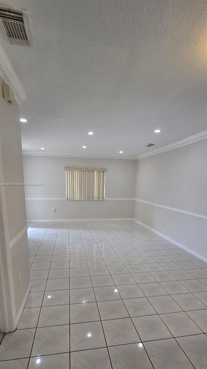 Building Photo - 7640 NW 182nd Ter