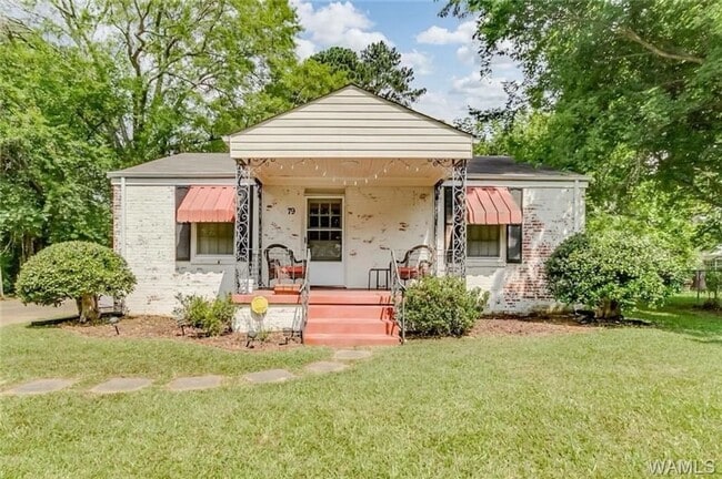 Primary Photo - 79 Springbrook- Available July 2025!!