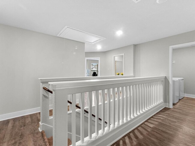 Building Photo - 4420 Ibiza Ln