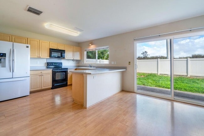 Building Photo - 91-1096 Ho&#x27;oka&#x27;ahea Street