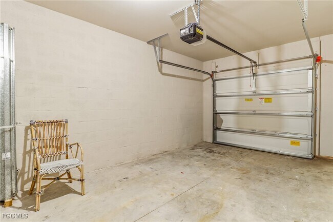 Building Photo - 15376 Wildflower Cir