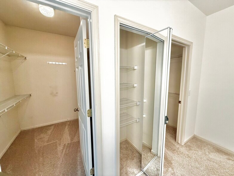 Building Photo - 30684 Tanglewood Trl