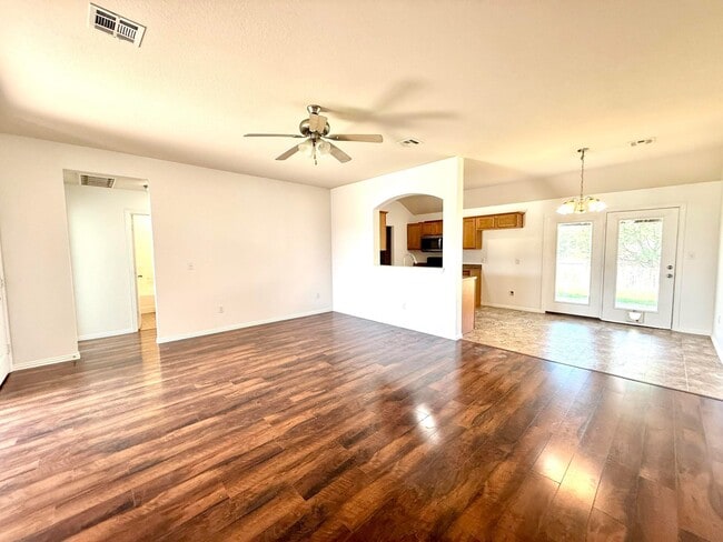 Building Photo - 4601 Rock Creek Rd