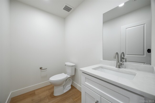 Building Photo - 1 Dean Pl