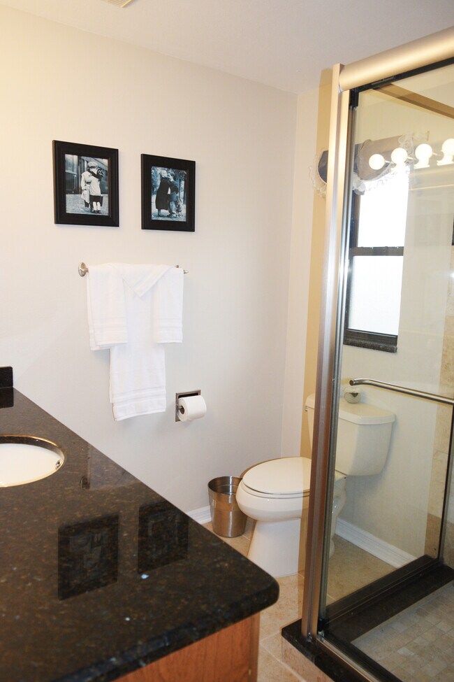 Building Photo - 8416 Indian Wells Ct