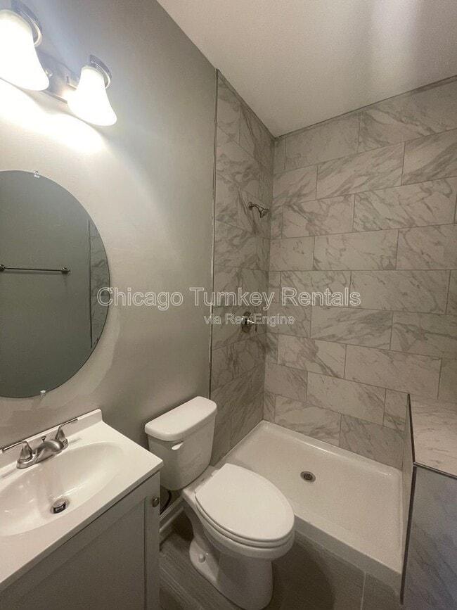 Building Photo - 2624 W 24th St