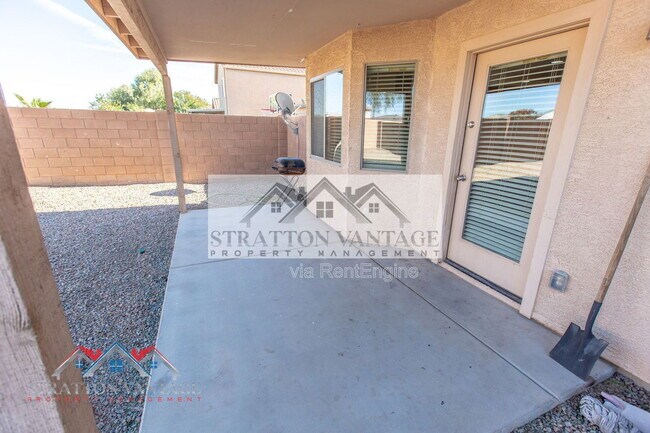 Building Photo - 40510 W Hayden Dr